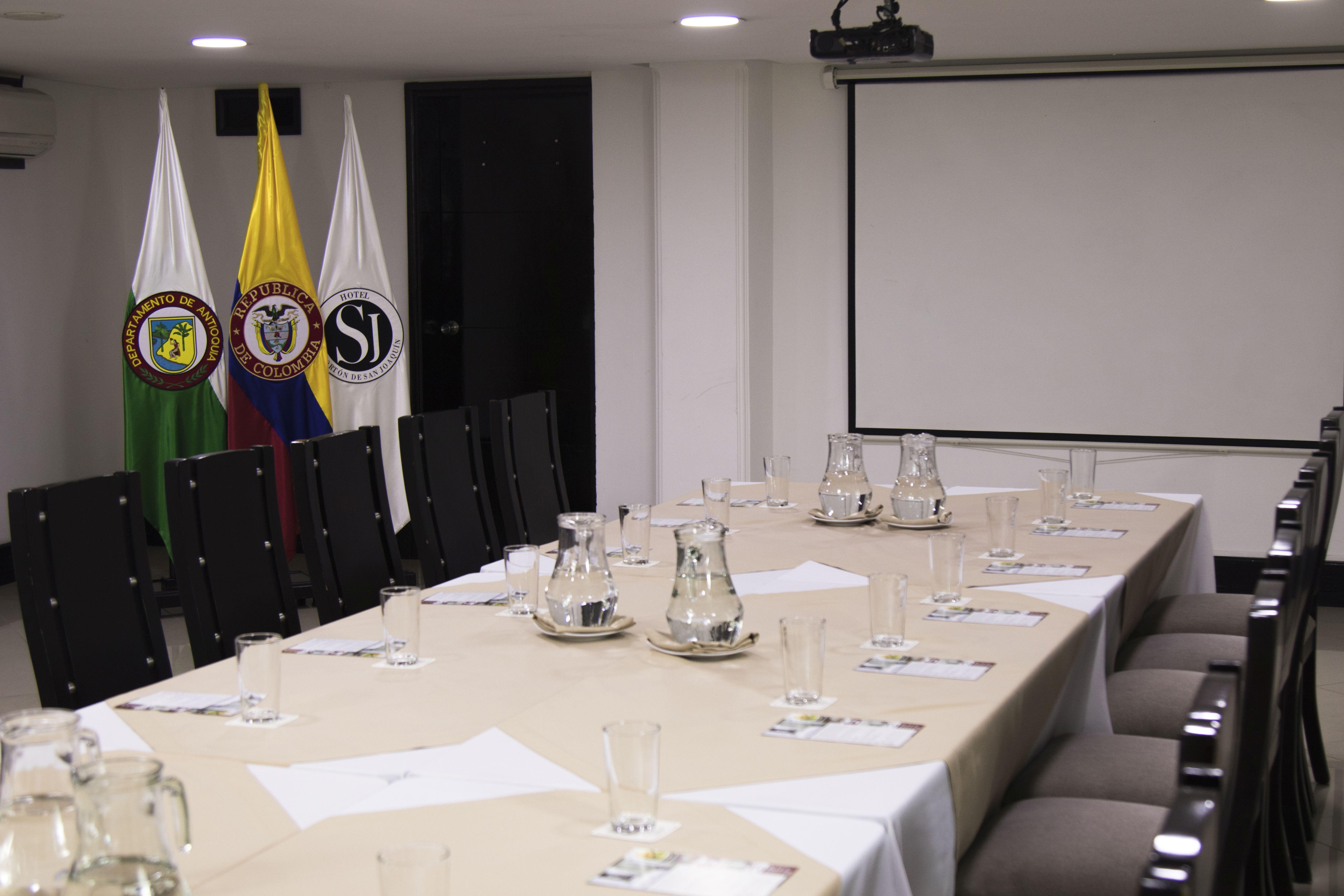 Hotel El Porton De San Joaquin Medellín Zewnętrze zdjęcie