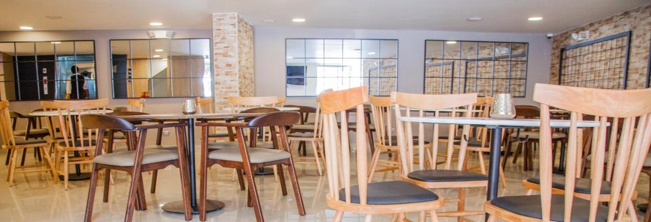 Hotel El Porton De San Joaquin Medellín Zewnętrze zdjęcie